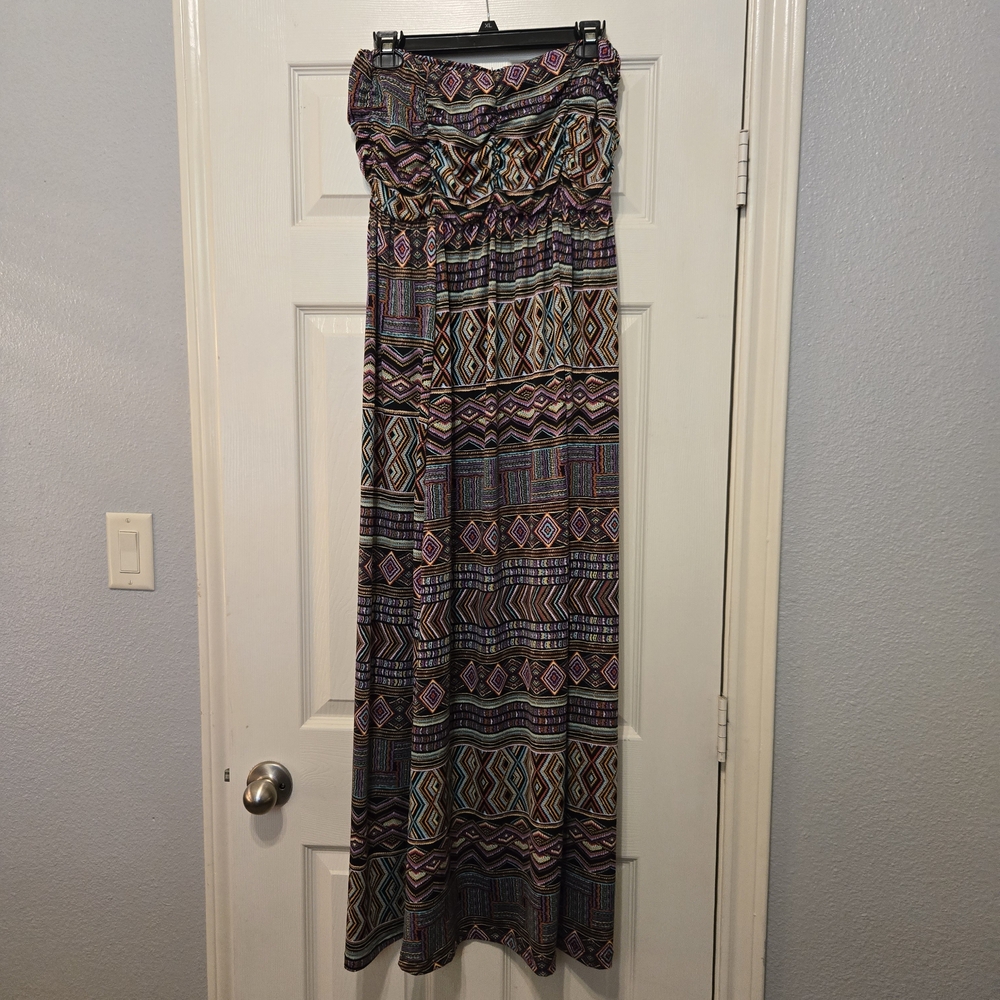 Bohemian Strapless Maxi Skirt in Multicolor Geometric Print